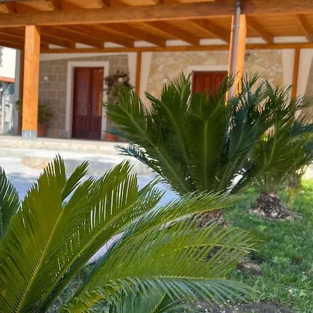 Atomos Couette-café *