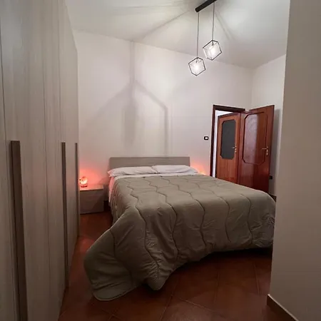 Atomos Couette-café *