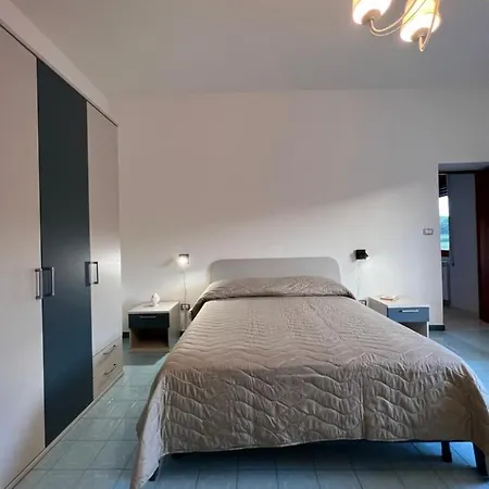 Bed & Breakfast Atomos *