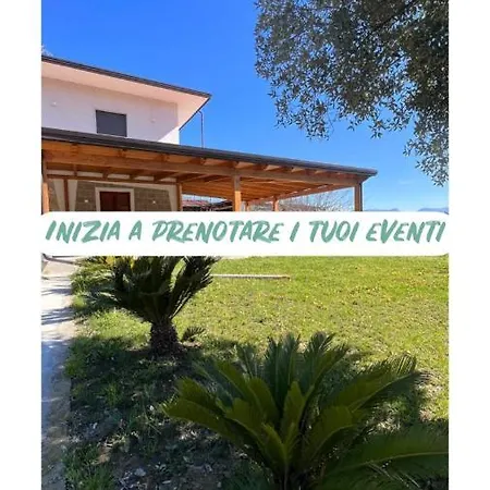 Atomos Couette-café *