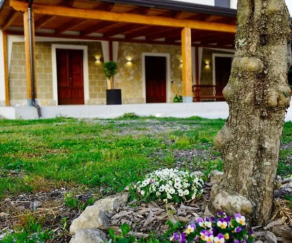 Atomos ベッド・アンド・ブレックファスト *