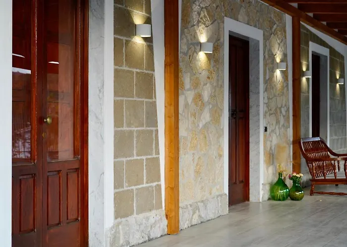 ベッド・アンド・ブレックファスト Atomos