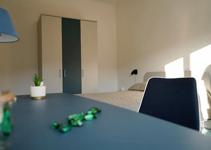 Atomos ベッド・アンド・ブレックファスト *