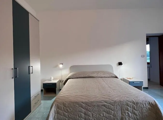 ベッド・アンド・ブレックファスト Atomos *