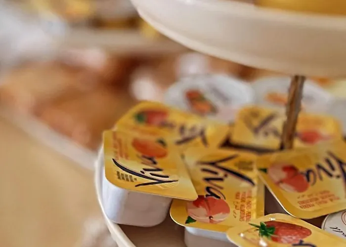 Atomos ベッド・アンド・ブレックファスト *